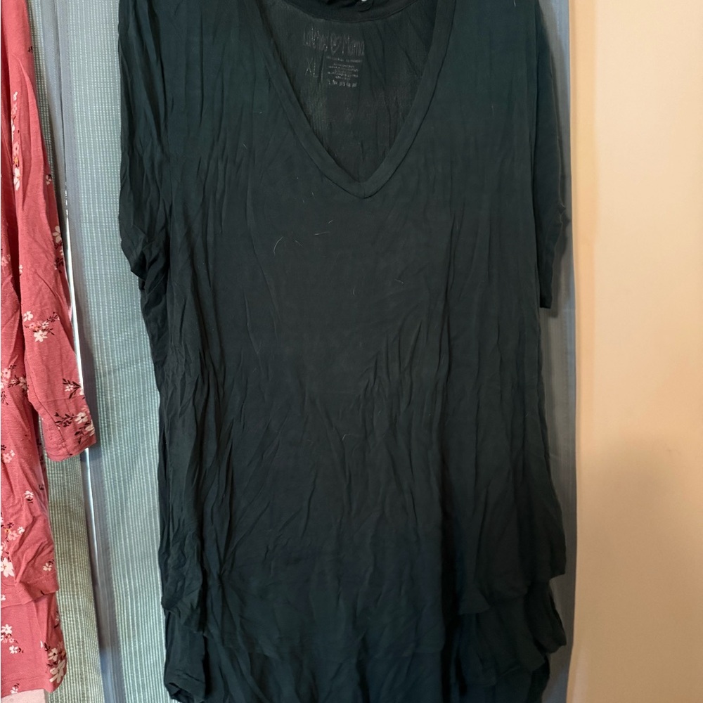 Latched Mama Short Sleeve V-Neck Nursing Top